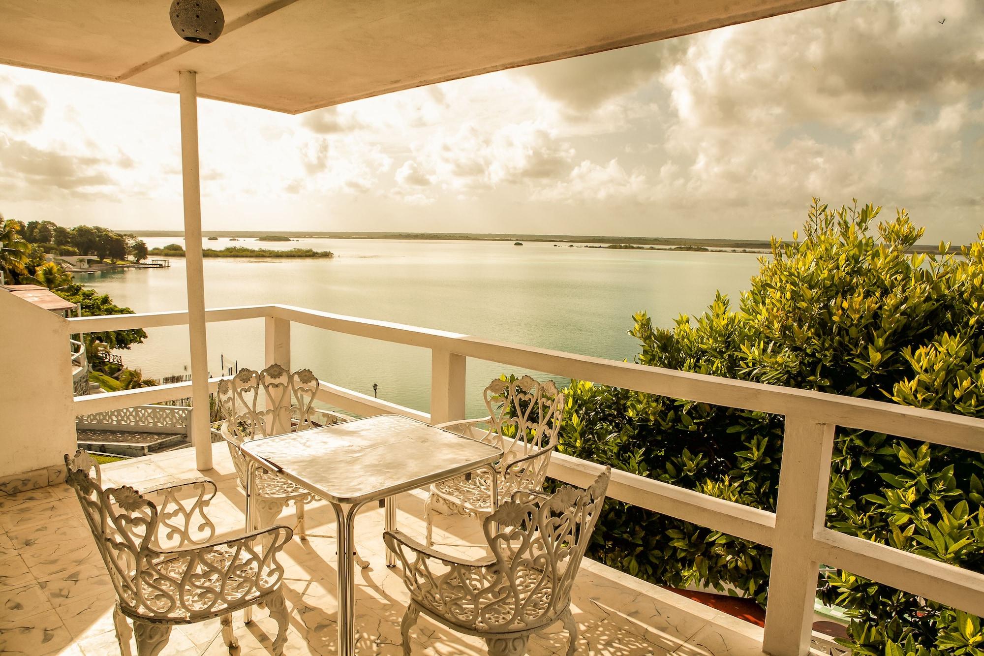 Hotel Laguna Bacalar Exteriér fotografie